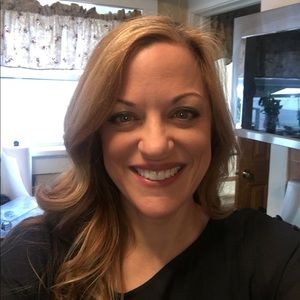 Meet your Posher, Joann